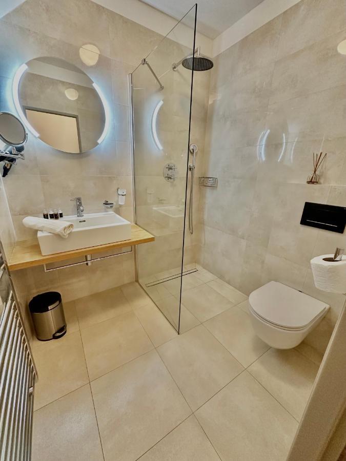 Hotel Kocour Třebíč Dış mekan fotoğraf